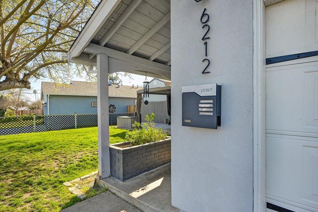 6212 Wildomar Way, Carmichael, CA 95608