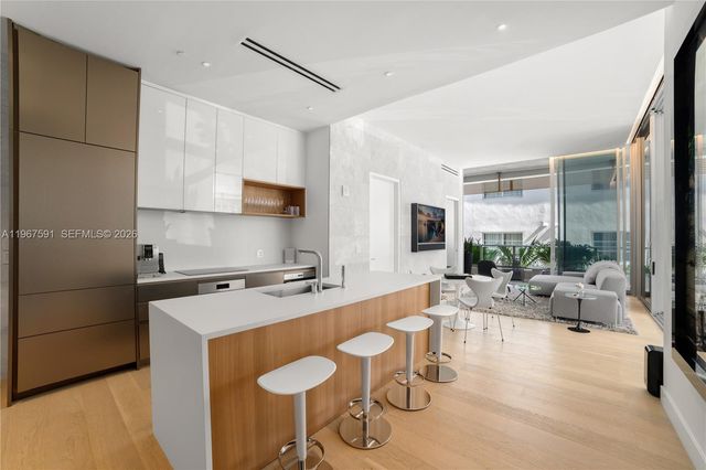 304 Ocean Dr 102, Miami Beach, FL 33139