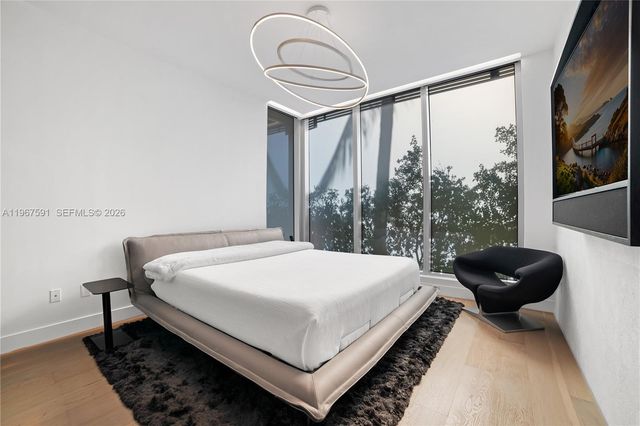 304 Ocean Dr 102, Miami Beach, FL 33139