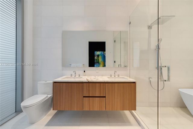 304 Ocean Dr 102, Miami Beach, FL 33139