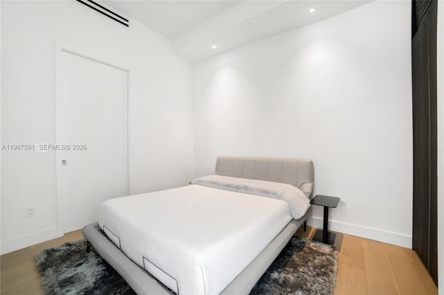 304 Ocean Dr 102, Miami Beach, FL 33139