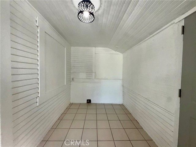 1270 S Indiana, East Los Angeles, CA 90023