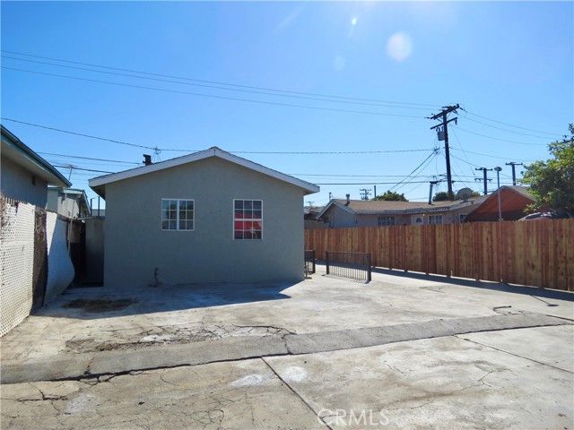 1270 S Indiana, East Los Angeles, CA 90023