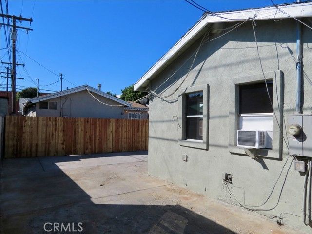 1270 S Indiana, East Los Angeles, CA 90023