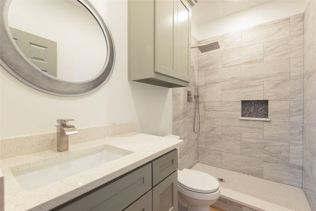 4930 US Highway 82, Clarksville, TX 75436