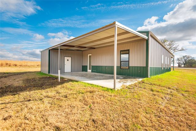 4930 US Highway 82, Clarksville, TX 75436