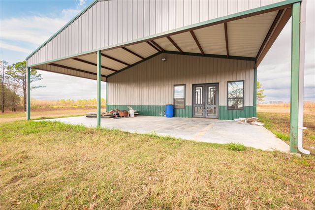 4930 US Highway 82, Clarksville, TX 75436