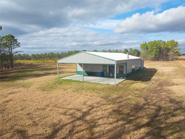 4930 US Highway 82, Clarksville, TX 75436