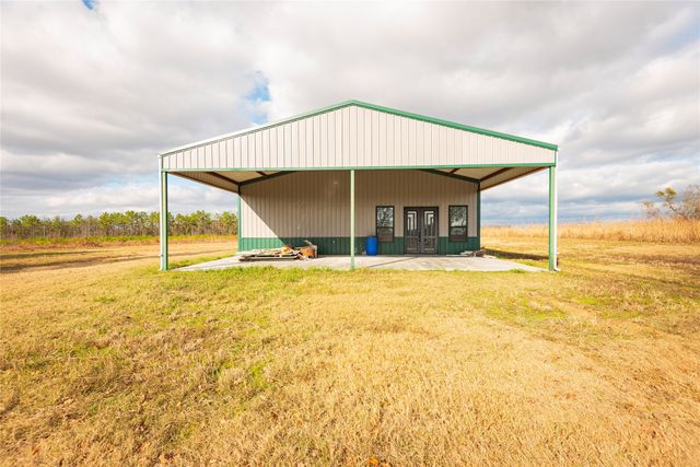 4930 US Highway 82, Clarksville, TX 75436