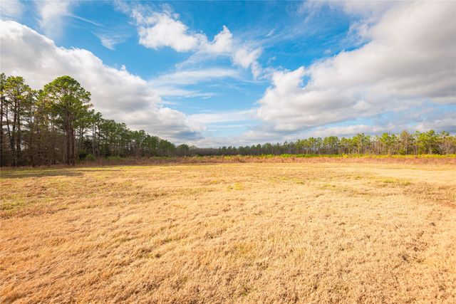 4930 US Highway 82, Clarksville, TX 75436