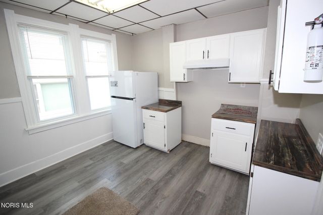 1651 Nebraska Avenue, Toledo, OH 43607