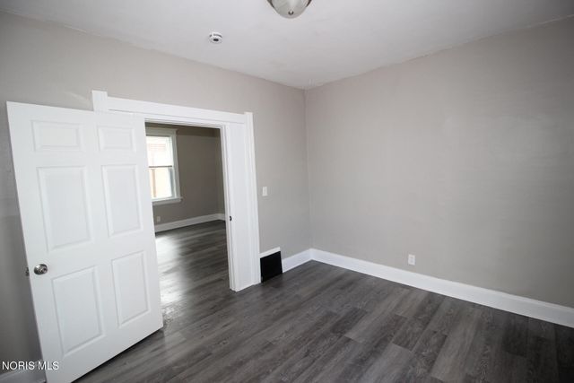 1651 Nebraska Avenue, Toledo, OH 43607