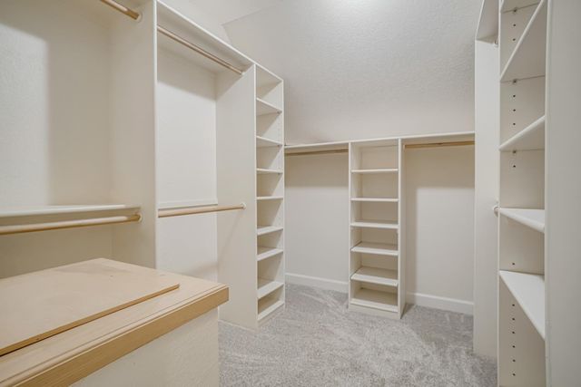 2857 W Cromwell Avenue, Fresno, CA 93711