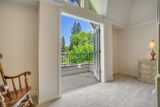 2857 W Cromwell Avenue, Fresno, CA 93711