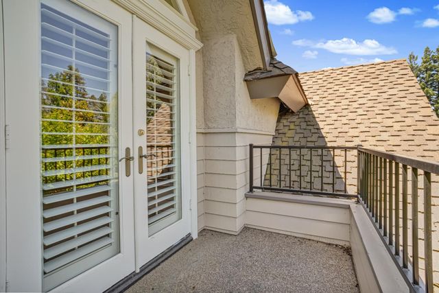 2857 W Cromwell Avenue, Fresno, CA 93711