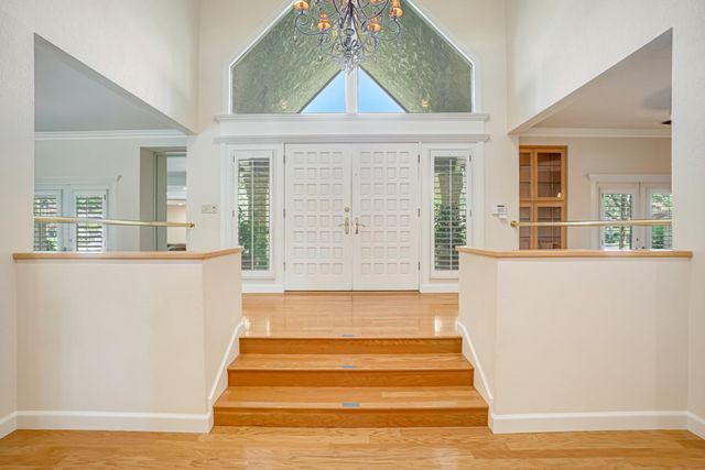 2857 W Cromwell Avenue, Fresno, CA 93711
