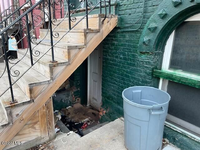 284 Lark Street, Albany, NY 12210