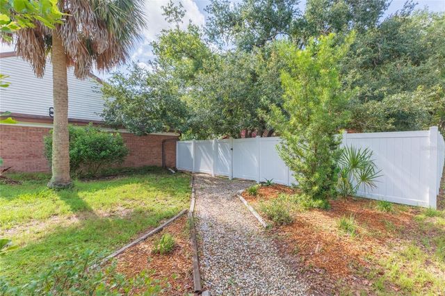 13001 SYDNEY ROAD, Dover, FL 33527