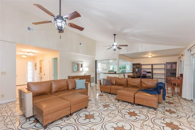 13001 SYDNEY ROAD, Dover, FL 33527