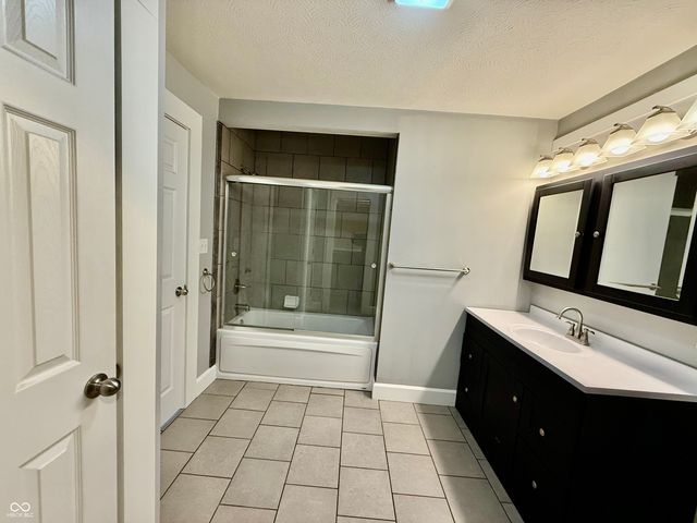 331 W Southern Avenue, Indianapolis, IN 46225