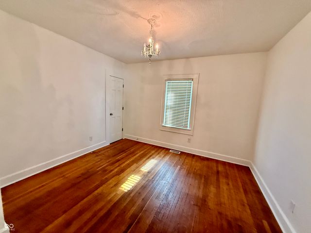 331 W Southern Avenue, Indianapolis, IN 46225