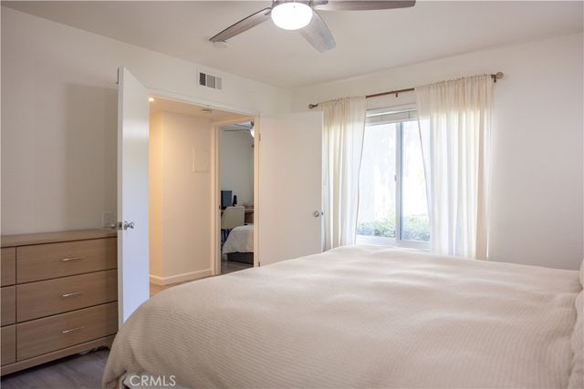 21991 143 Rimhurst, Lake Forest, CA 92630