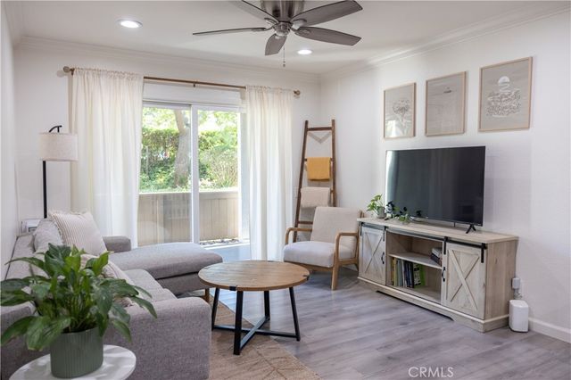 21991 143 Rimhurst, Lake Forest, CA 92630