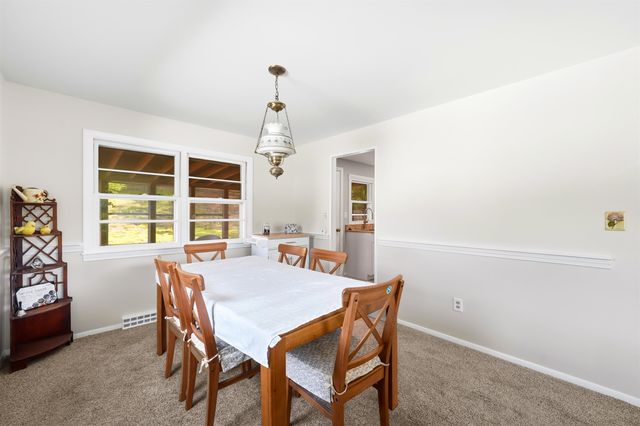 21 Carmine Road, Nashua, NH 03063