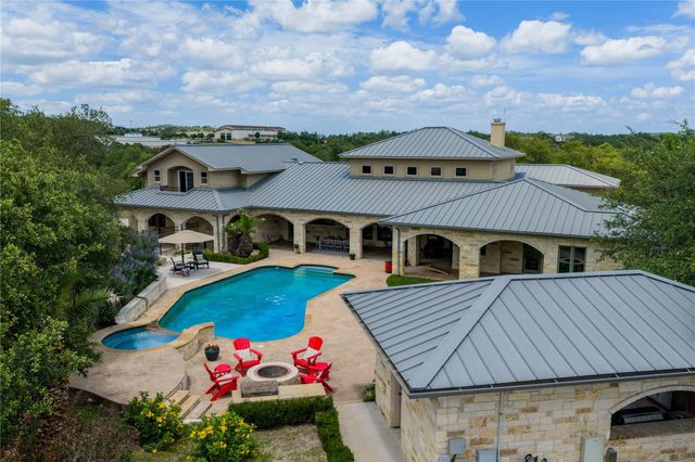345 Leafdale TRL, Dripping Springs, TX 78620