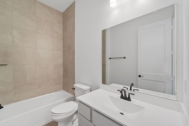 323 Big Pine Trail, Rosenberg, TX 77471