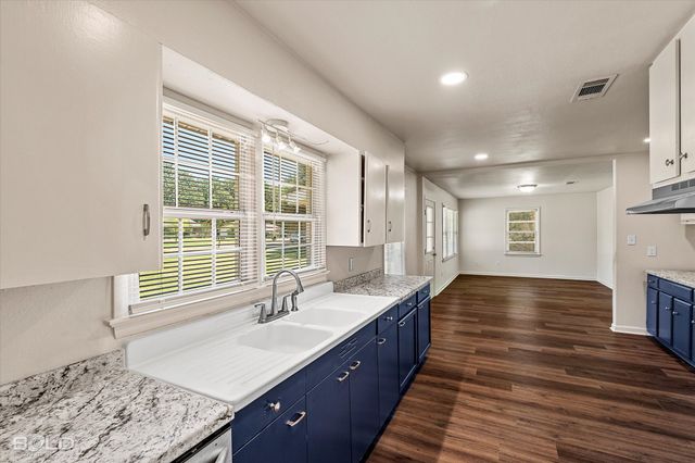 6337 Garden Oaks Drive, Shreveport, LA 71129