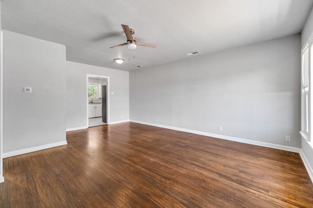 3032 Marys Lane, Fort Worth, TX 76116