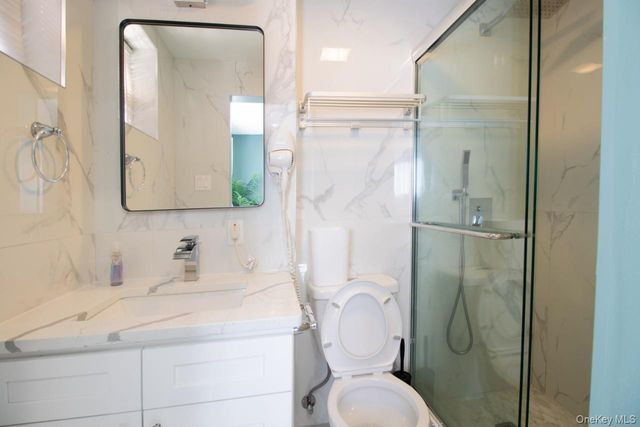 14346 37TH Avenue, Flushing, NY 11354