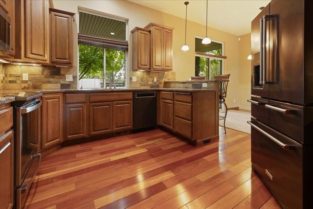 804 S Shelley Lake Ln, Veradale, WA 99037