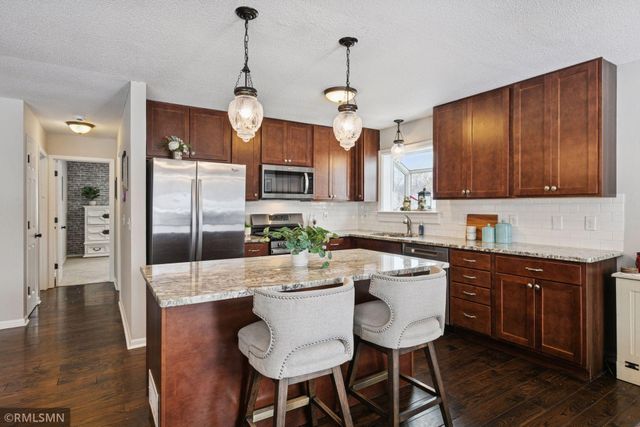 13720 James Avenue S, Burnsville, MN 55337