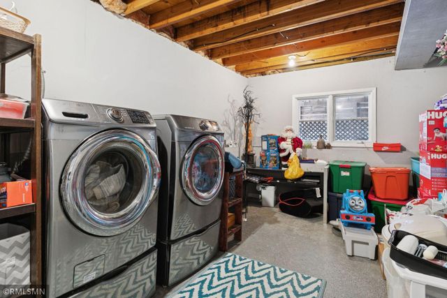 13720 James Avenue S, Burnsville, MN 55337