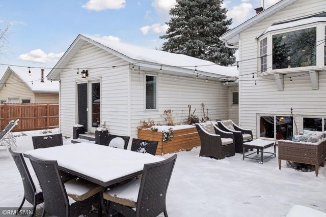 13720 James Avenue S, Burnsville, MN 55337