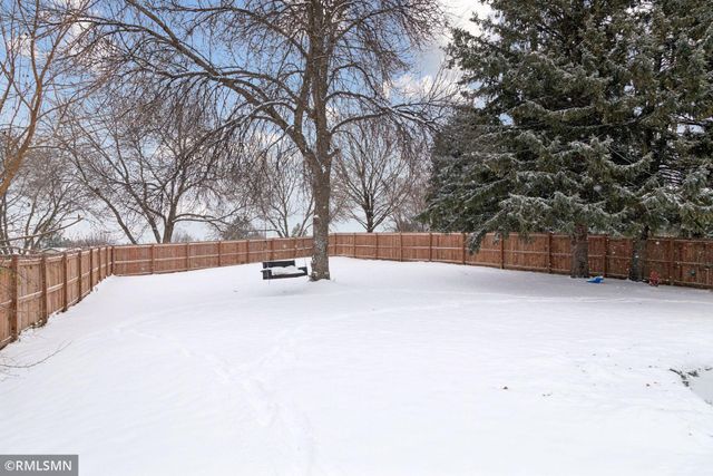 13720 James Avenue S, Burnsville, MN 55337