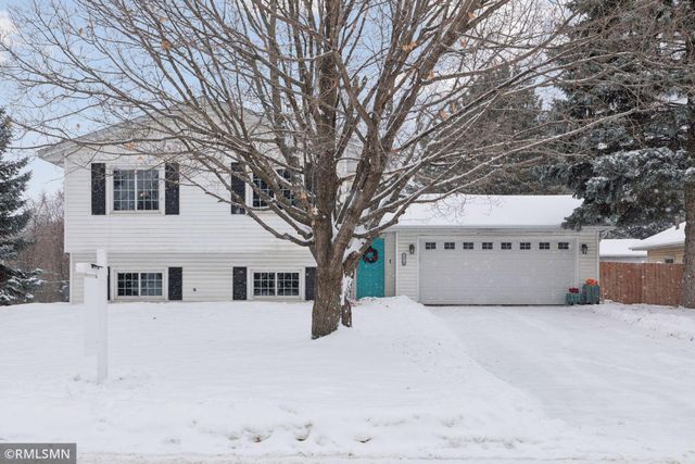 13720 James Avenue S, Burnsville, MN 55337