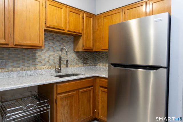 219 South Broad Street APT S102, Meriden, CT 06450