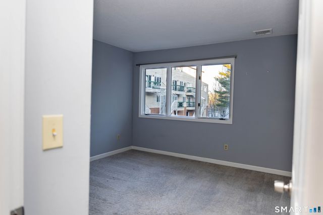 219 South Broad Street APT S102, Meriden, CT 06450