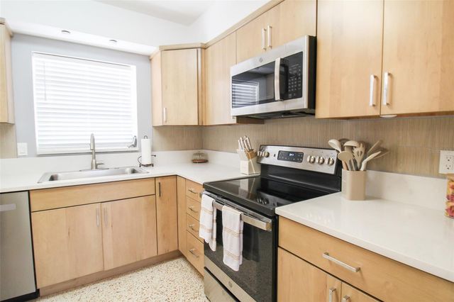 671 47TH STREET, Sarasota, FL 34234