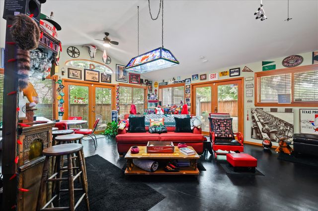 1921 N Lake Trail, Denton, TX 76201