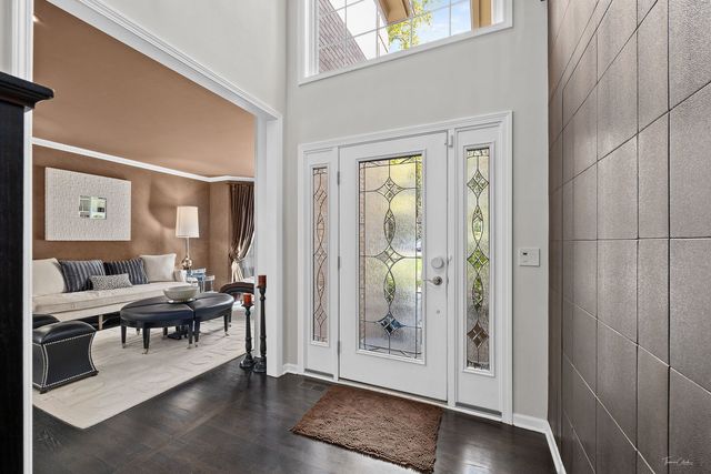 1950 Elmore Avenue, Downers Grove, IL 60515