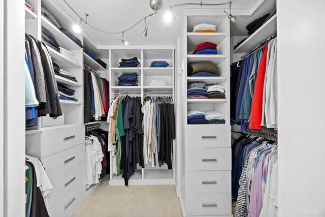 1950 Elmore Avenue, Downers Grove, IL 60515