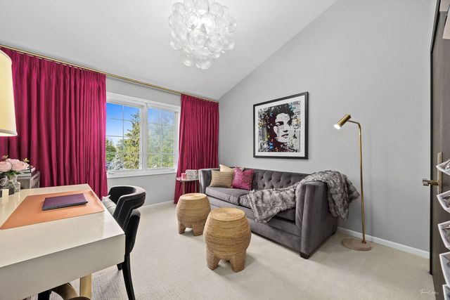 1950 Elmore Avenue, Downers Grove, IL 60515