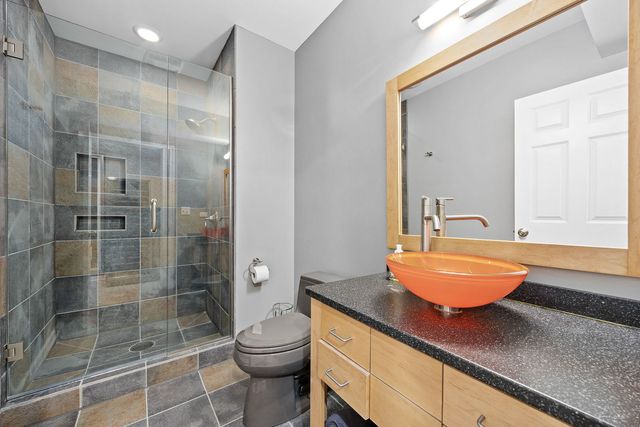 1950 Elmore Avenue, Downers Grove, IL 60515