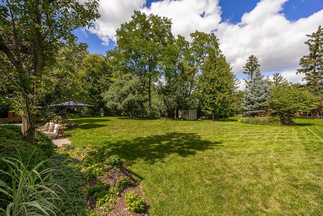 1950 Elmore Avenue, Downers Grove, IL 60515