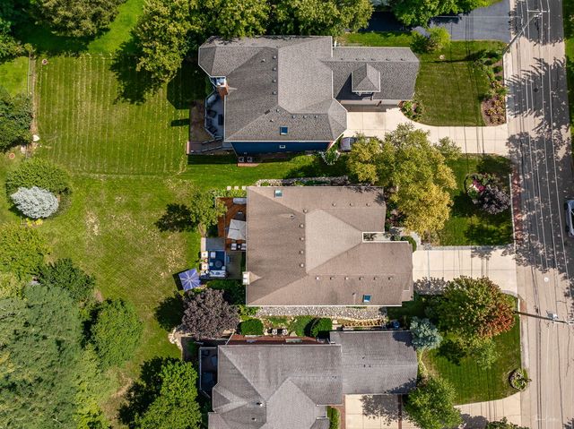 1950 Elmore Avenue, Downers Grove, IL 60515