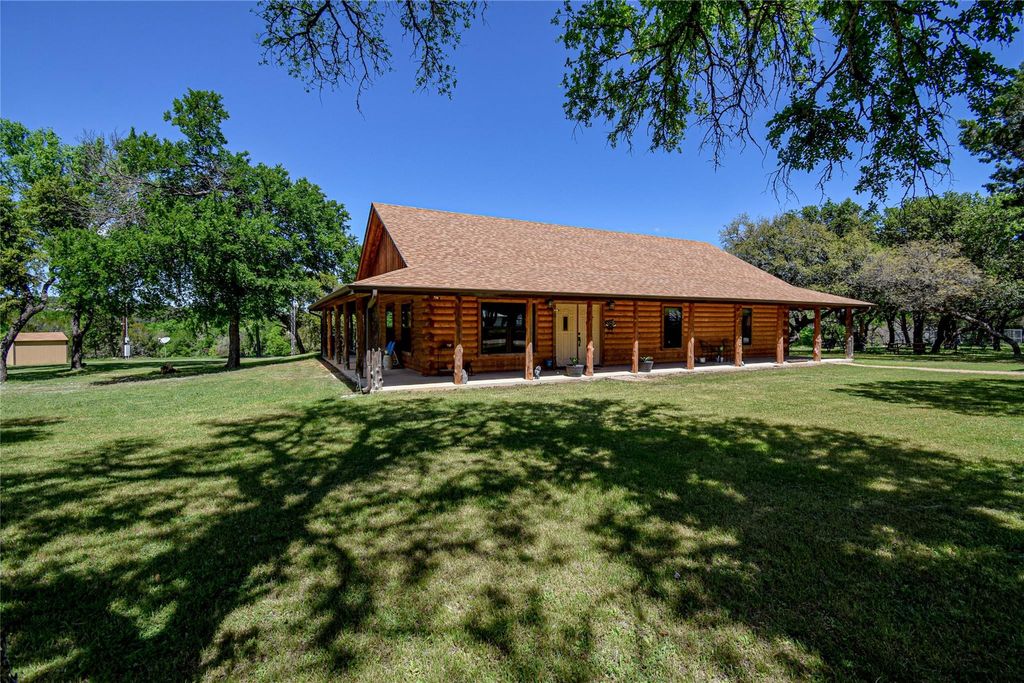 358 W County Road 3069, Lampasas, TX 76550